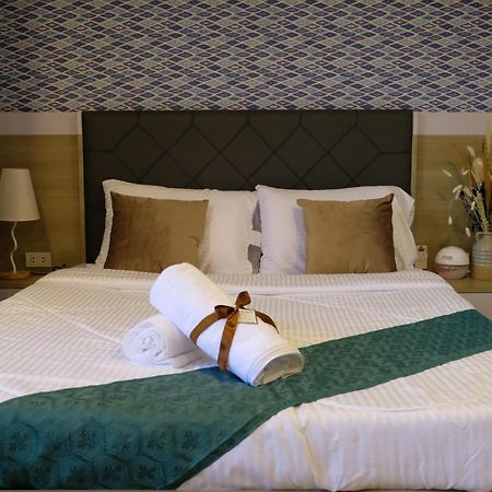 Vieda Hotel Катиклан Экстерьер фото
