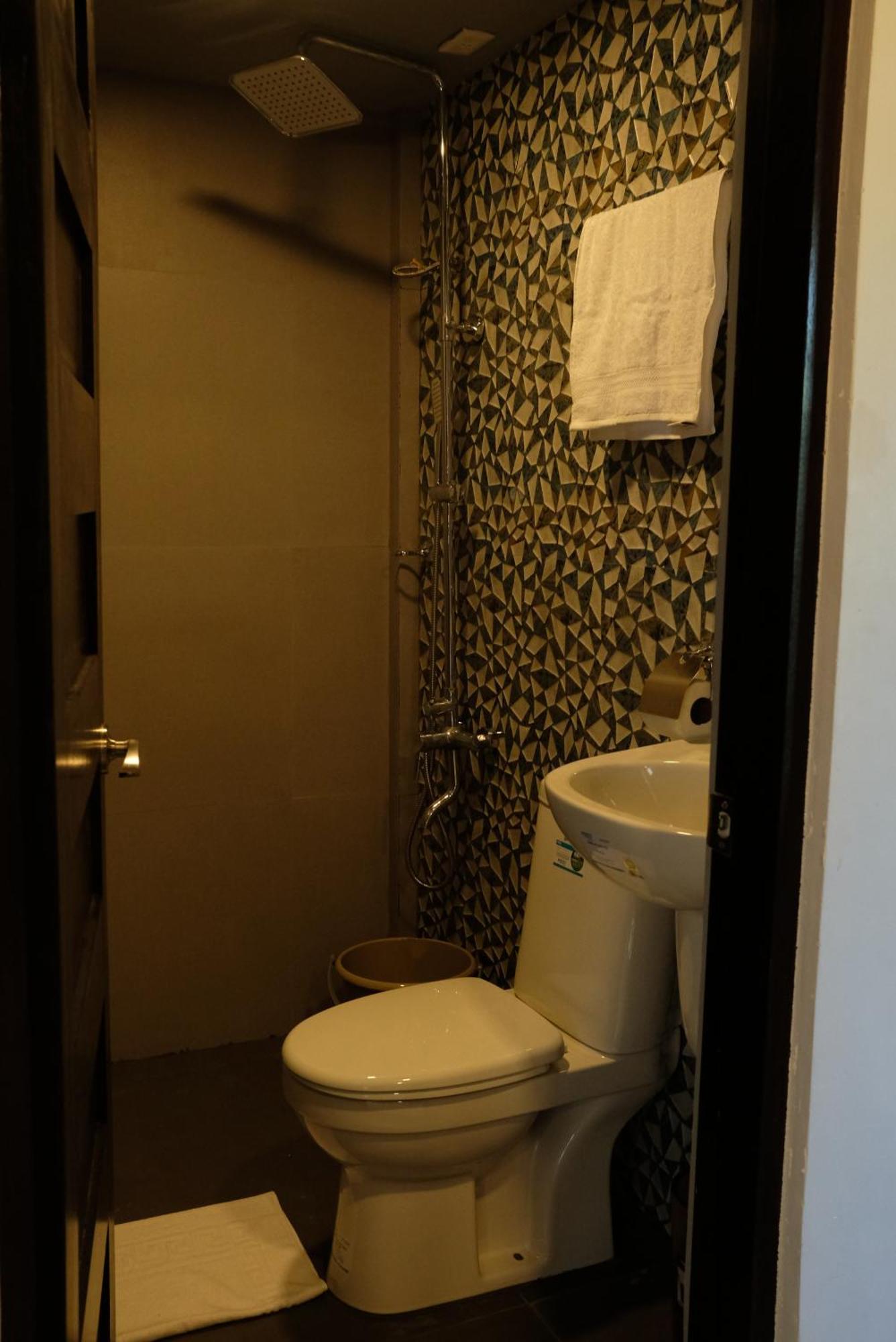 Vieda Hotel Катиклан Экстерьер фото