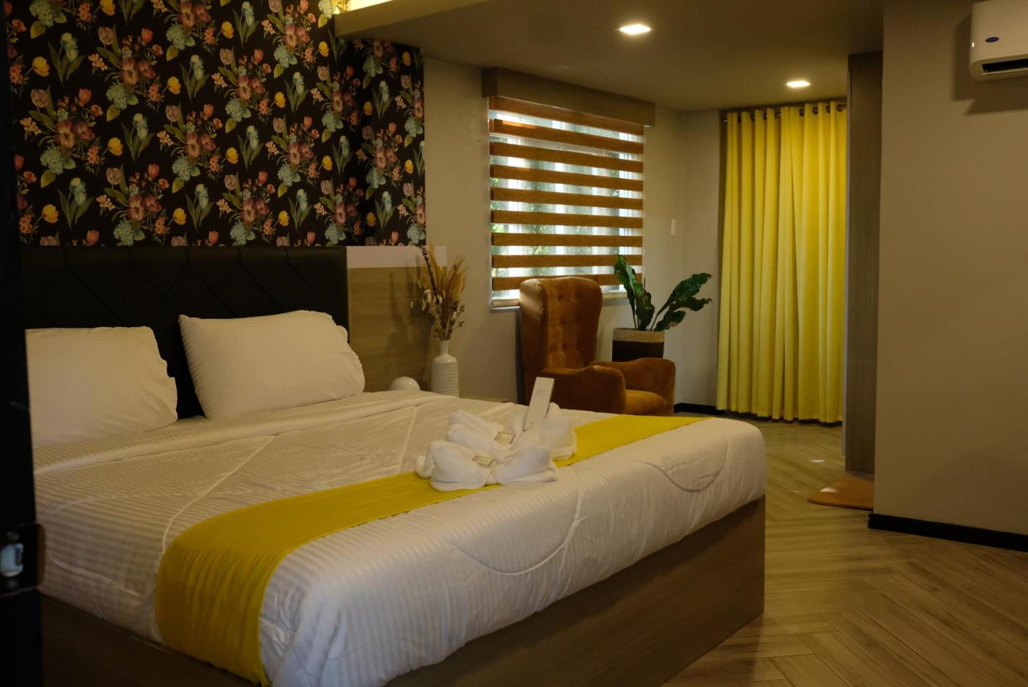 Vieda Hotel Катиклан Экстерьер фото